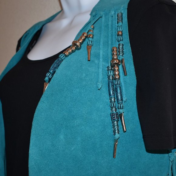 Vintage Leather Cowgirl vest - Picture 7 of 13